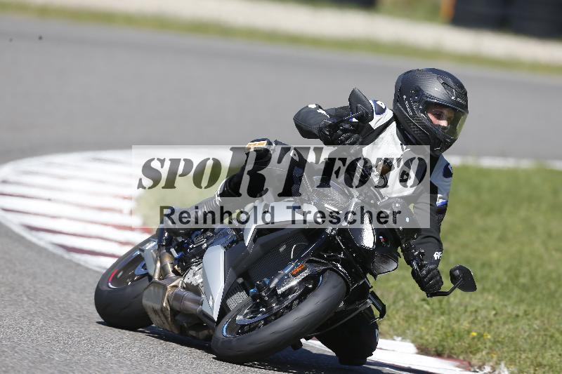 Archiv-2025/48 25.08.2025 Cornu Master School ADR/blau-bleu/100